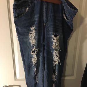 Distress jeans